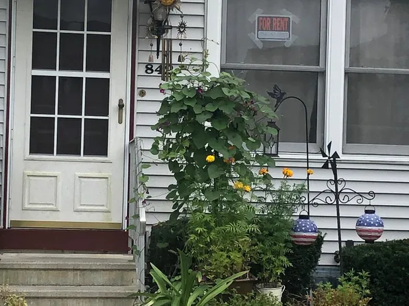 842 Belmont Dr, Hackettstown, NJ 07840