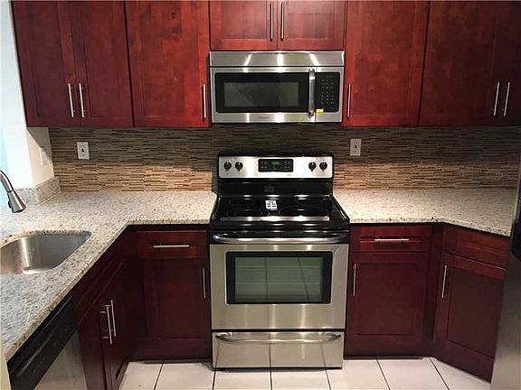 3rd image of 2670 W 76th St APT 205