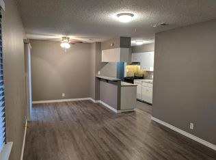 6422 S 1st St APT 102, Austin, TX 78745