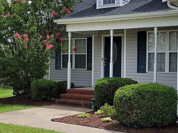 2nd image of 502 Heron Dr