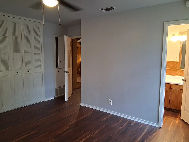 4411 Lakewood Dr — Photo 12