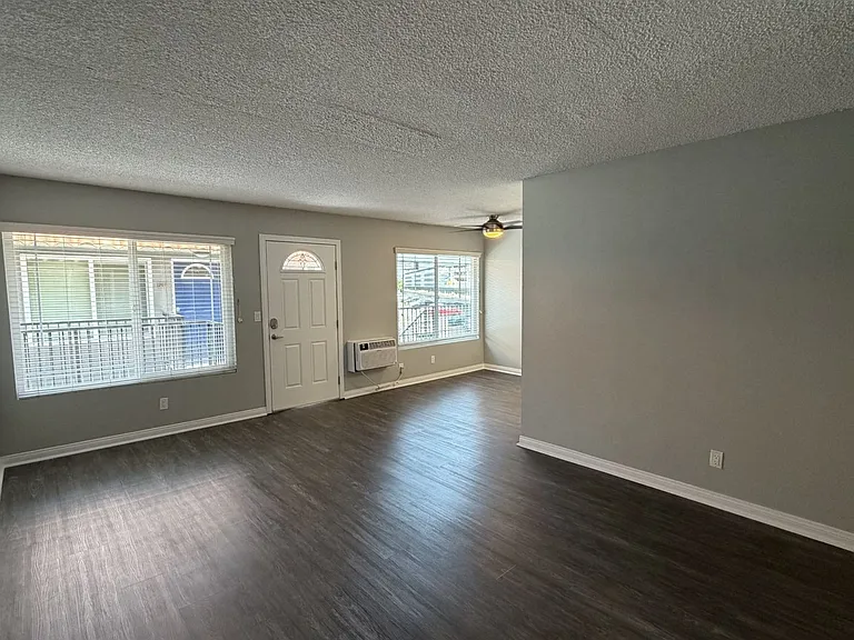 Tierra Palms Apartment Homes — Photo 107