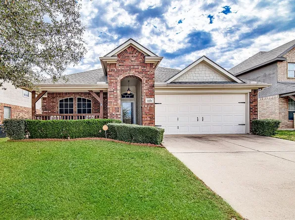 12009 Rowsley Ln, Burleson, TX 76028