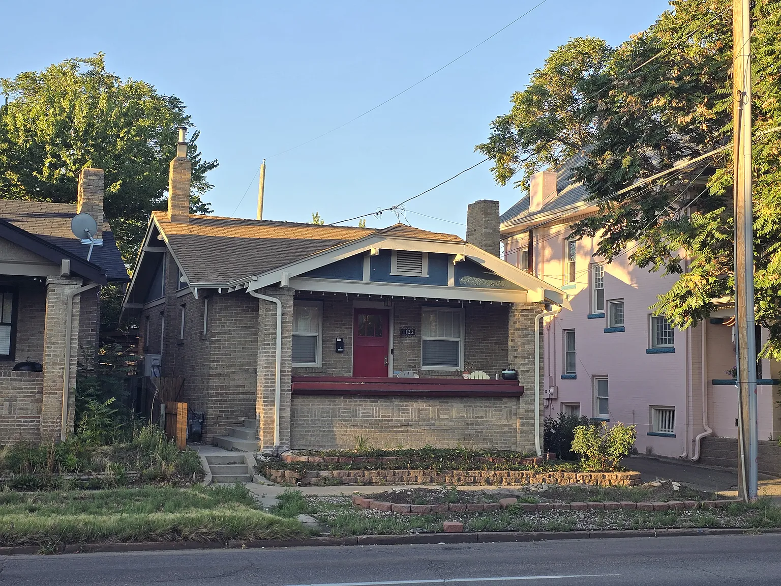 2 bed, 700 sqft, $2,500 — Photo 1