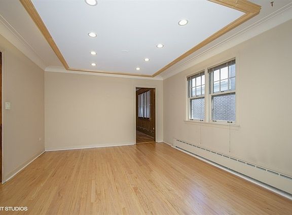 4th image of 2730 W Birchwood Ave