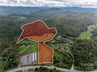 71 Happy Valley Dr, Mills River, NC 28759