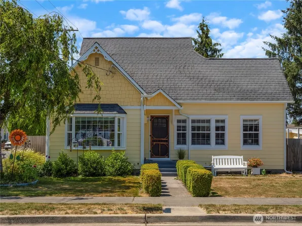 291 S Cedar Street, Buckley, WA 98321