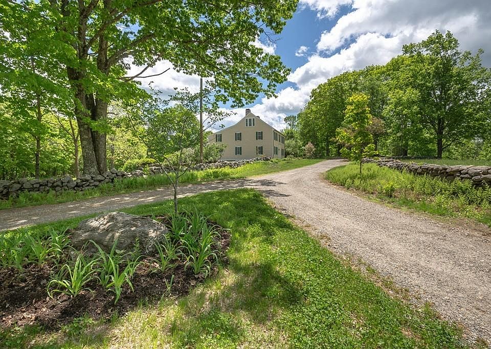 36 Oliver St, Petersham, MA 01366 Zillow