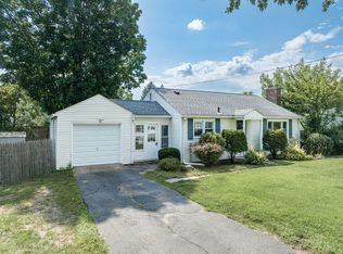 20 Drexel St, Springfield, MA 01104