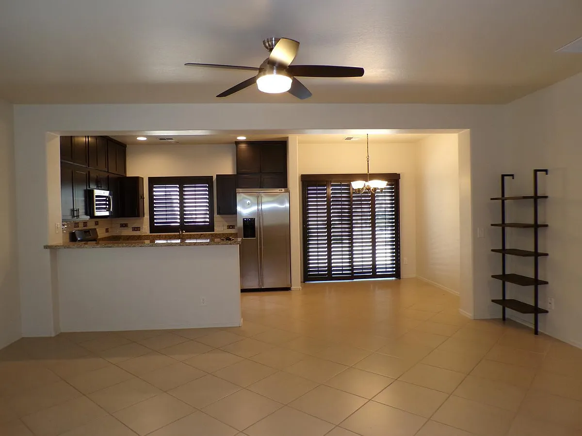 Building Photo - 844 Tiablanca Rd