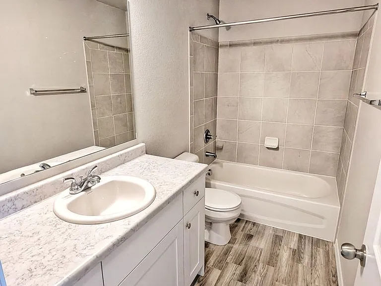 7519 Mount Elbert Point — Photo 17