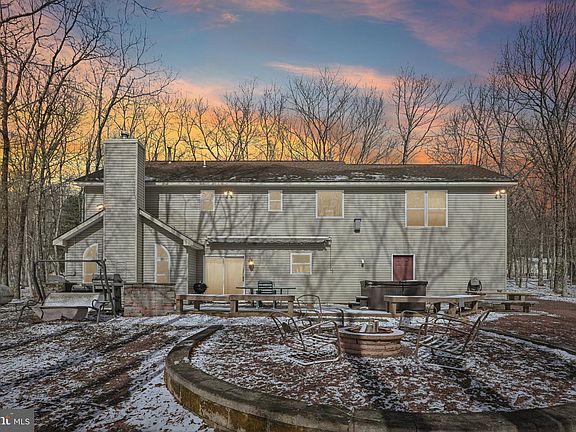 2nd image of 244 Tenawa Rd