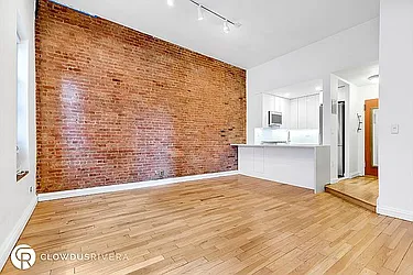 Rented by Cooper & Cooper Real Estate