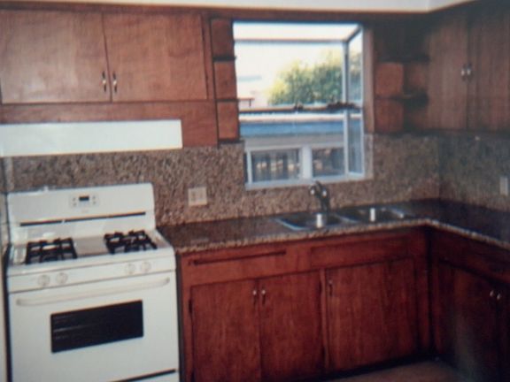2nd image of 2894 Nye St