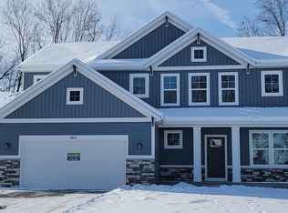 1401 Kimber Dr SE #107, Lowell, MI 49331