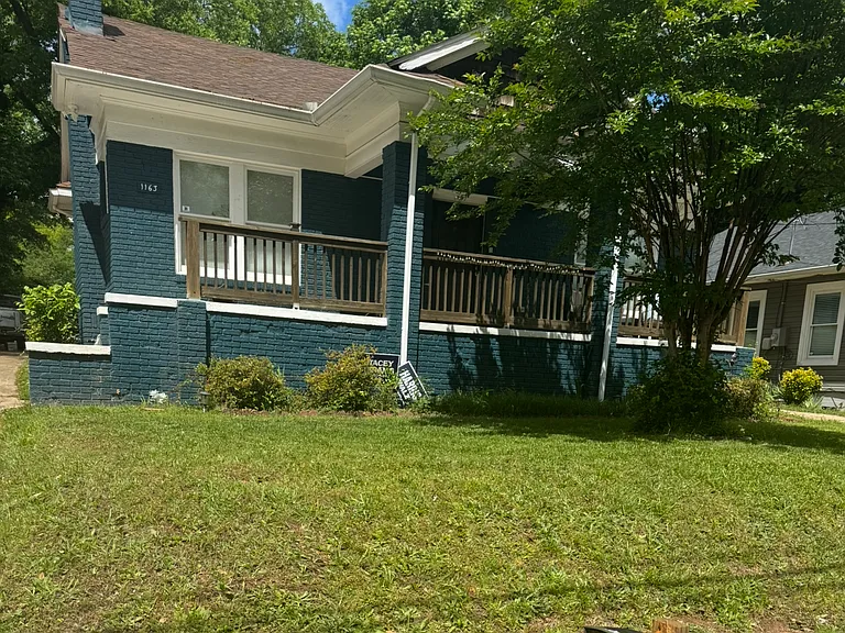1163 Oakland Dr SW — Photo 12