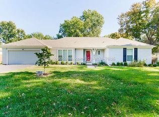9913 Foster St, Overland Park, KS 66212