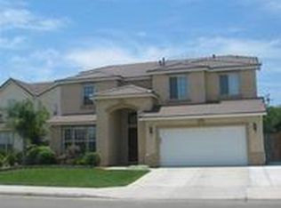 960 Hanson Ave, Clovis, CA 93611