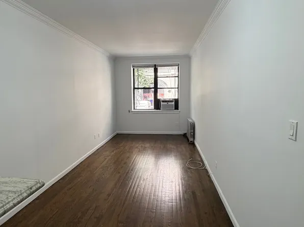 114 Suffolk Street image 1 of 8