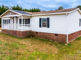 964 Lavender Rd, Grover, NC 28073