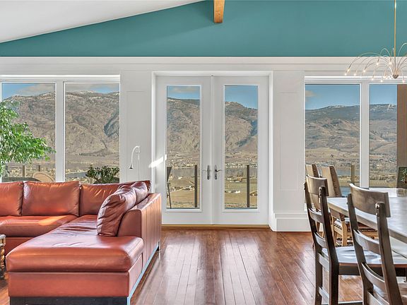 3rd image of 11713 Olympic View Dr