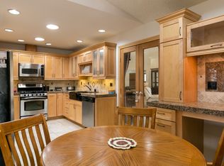 1064 Stern Ct, Oxnard, CA 93035