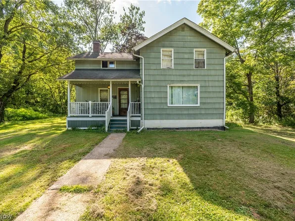1263 Depot Phalanx St, Southington, OH 44470