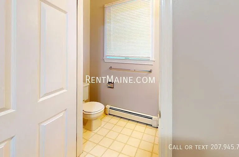 71 Valley View Ln #B — Photo 11