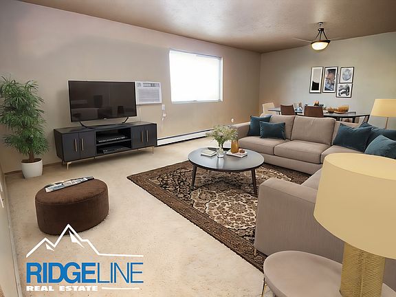 3rd image of 2326 14th Ave S #7