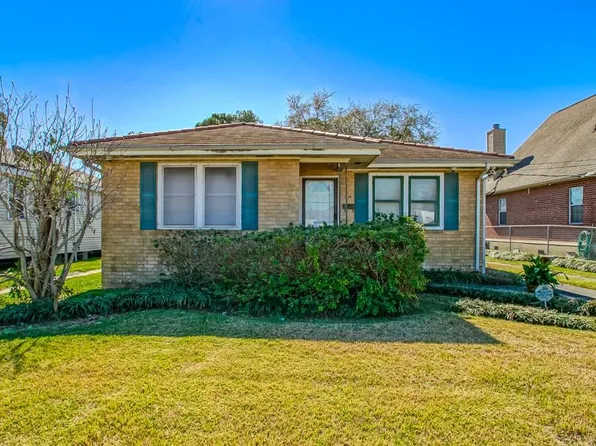 1112 Kepler St, Gretna, LA 70053