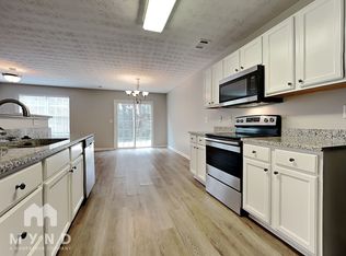 677 Georgetown Ln, Jonesboro, GA 30236