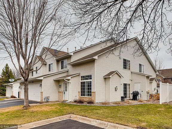 2nd image of 1831 Riverwood Dr