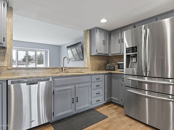 3rd image of 8238 Stonehenge Dr #8238