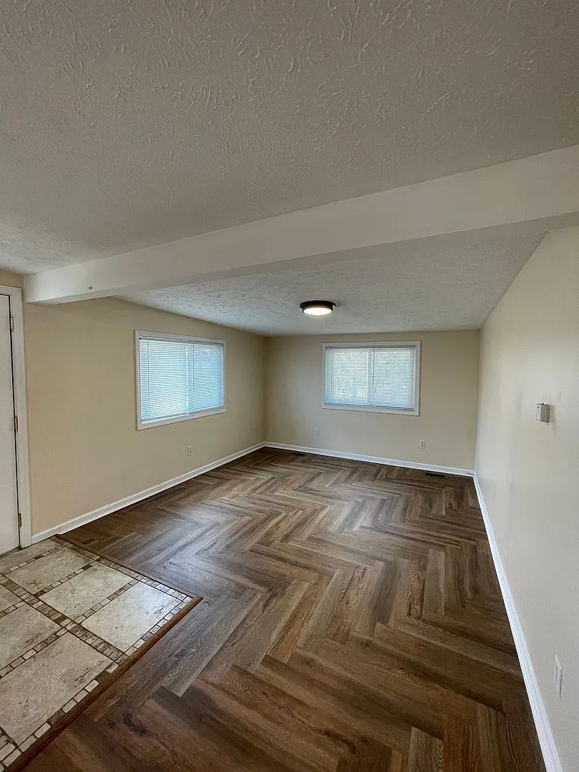 1 bed, 1.0 bath, $750 — Photo 4