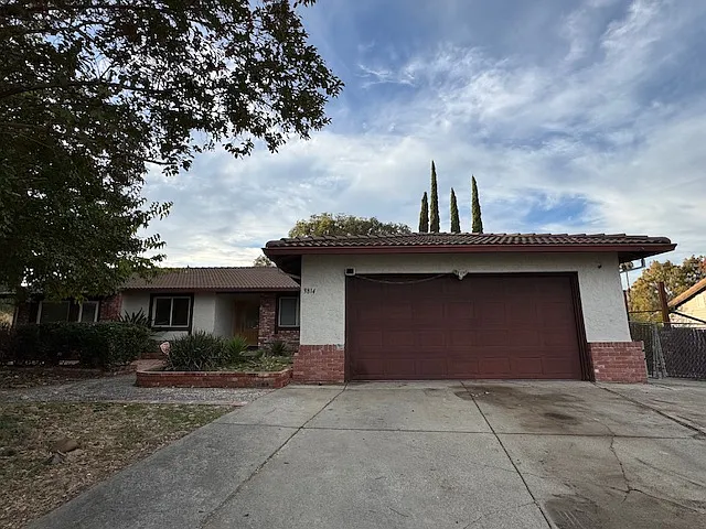 3814 La Miranda Pl photo 1