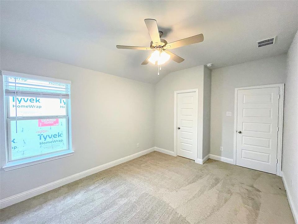 1st image of 3209 Loftwood Ln #3209