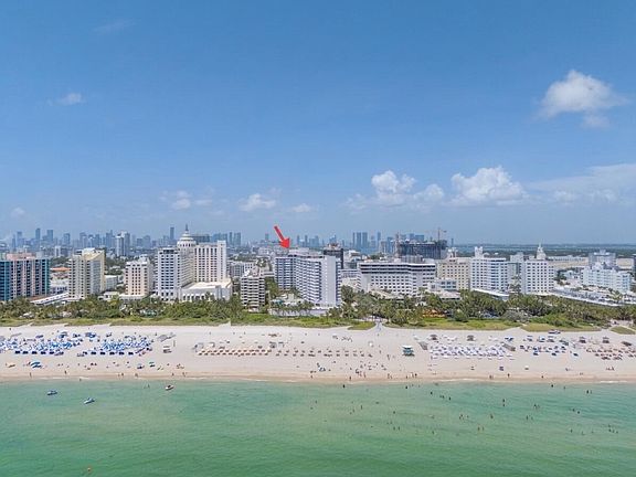 3rd image of 100 Lincoln Road #PH14