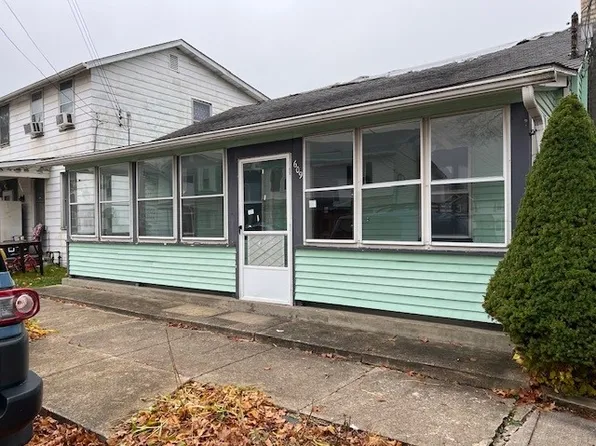 609 Washington Ave, New Galilee, PA 16141