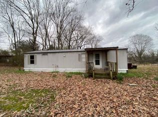 1030 Natchez Trace Rd, Camden, TN 38320