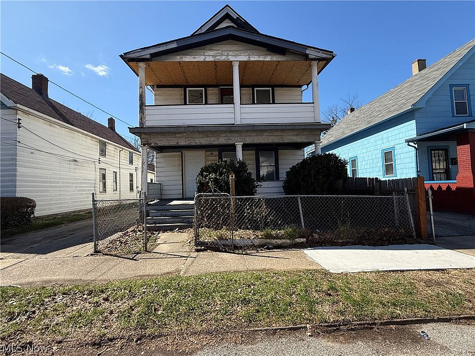 1st image of 1068 E 68th St