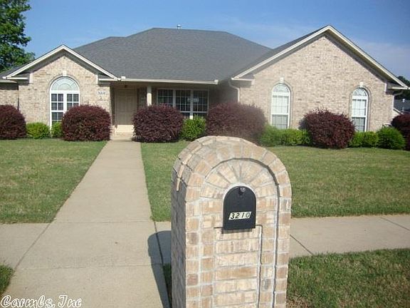 2nd image of 3210 Ozark Dr