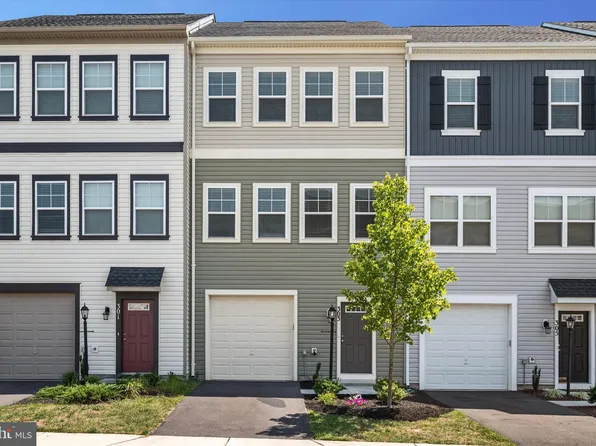 303 Starry Way Dr, Stephenson, VA 22656
