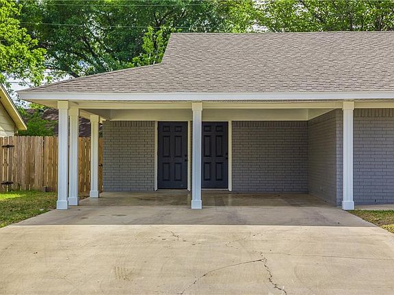 3rd image of 2205 9th St