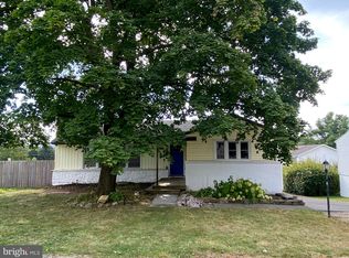 125 Lilac Ln, State College, PA 16803