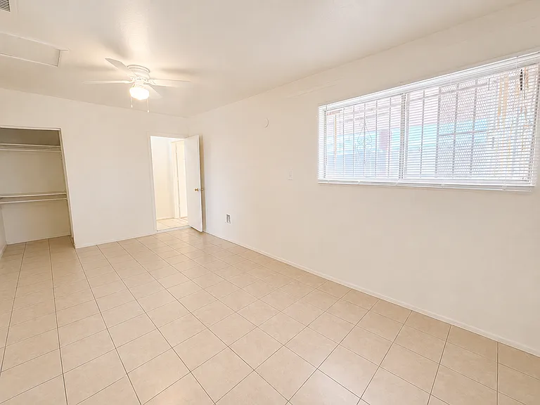 5437 S 14th Way — Photo 6