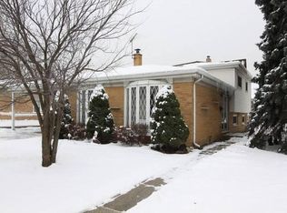 2805 Sycamore St, Des Plaines, IL