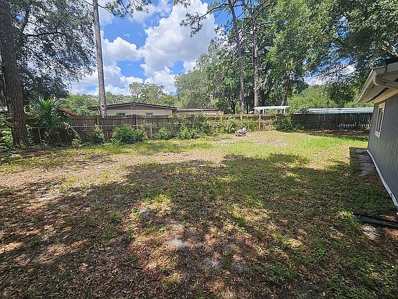 4th image of 4246 Clyde Dr