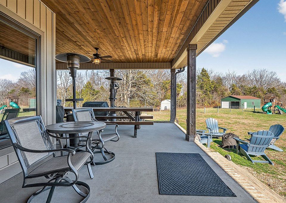 61st image of 3001 Tulip Ln