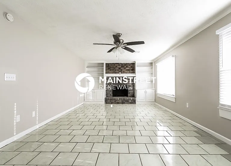 3789 Saddle Ridge Dr — Photo 4