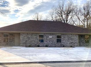 812 S 7th St, Paragould, AR 72450